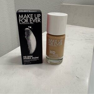 Makeup Forever HD Skin Hydra Glow Foundation - 1Y08 (NEW)